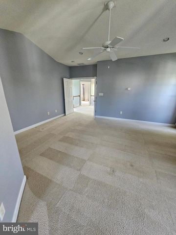 14 MERIDIAN BLVD, Bear, DE 19701