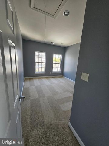 14 MERIDIAN BLVD, Bear, DE 19701