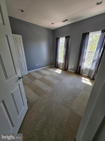 14 MERIDIAN BLVD, Bear, DE 19701