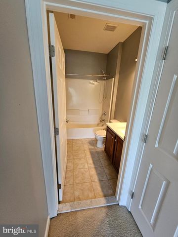 14 MERIDIAN BLVD, Bear, DE 19701