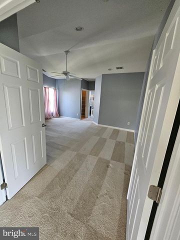 14 MERIDIAN BLVD, Bear, DE 19701