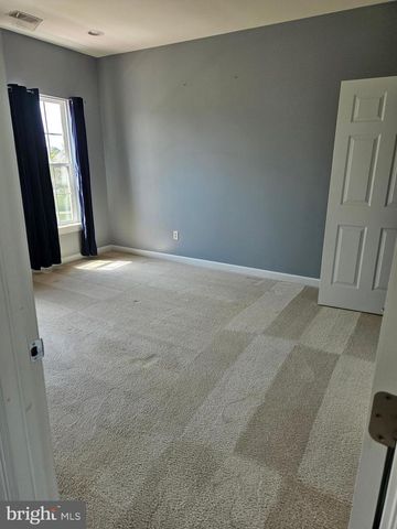 14 MERIDIAN BLVD, Bear, DE 19701