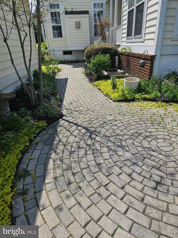 14 MERIDIAN BLVD, Bear, DE 19701