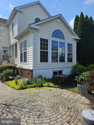 14 MERIDIAN BLVD, Bear, DE 19701