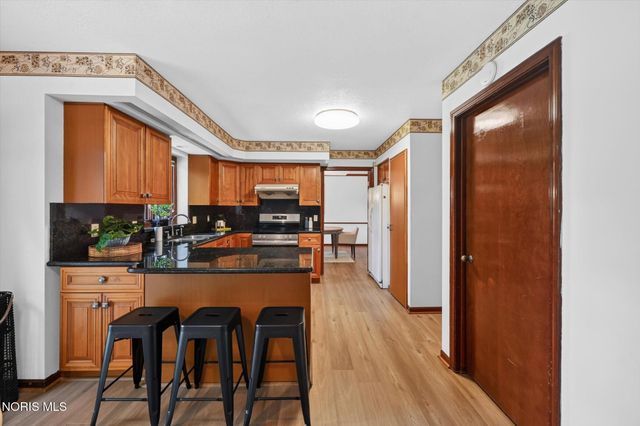 6815 Kristi Lynne Lane, Toledo, OH 43617