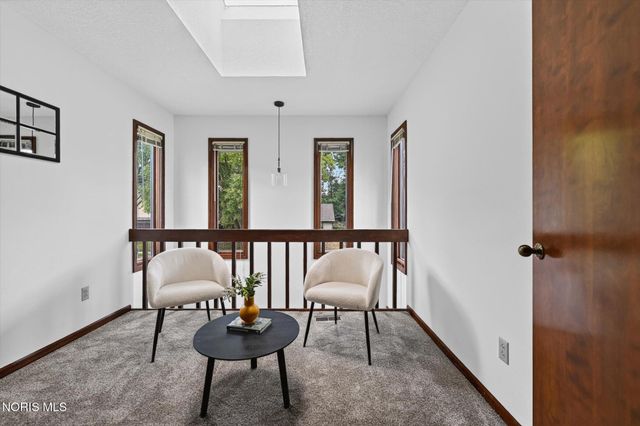 6815 Kristi Lynne Lane, Toledo, OH 43617