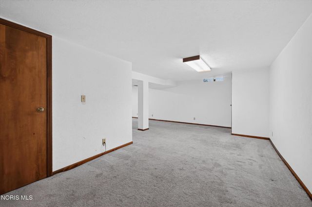 6815 Kristi Lynne Lane, Toledo, OH 43617