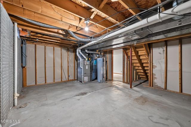 6815 Kristi Lynne Lane, Toledo, OH 43617