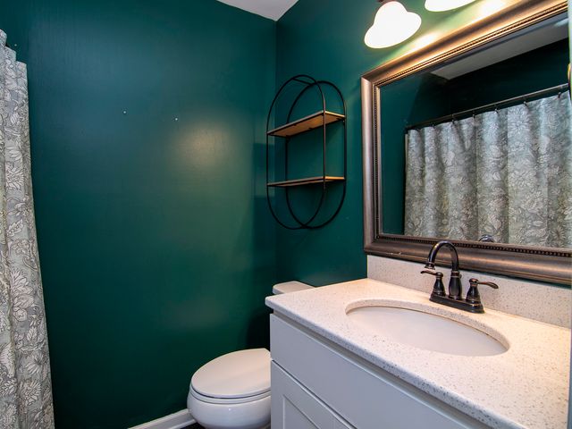5301 Whisper Meadow Court, Plainfield, IL 60586
