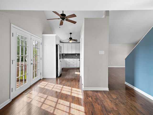 5301 Whisper Meadow Court, Plainfield, IL 60586