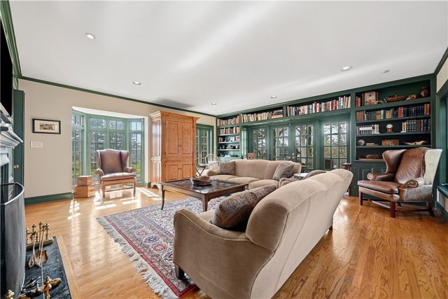 600 Backbone Road, Sewickley Heights, PA 15143