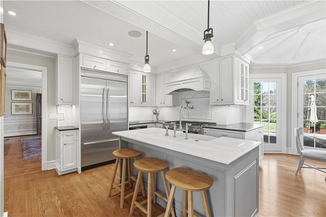 600 Backbone Road, Sewickley Heights, PA 15143