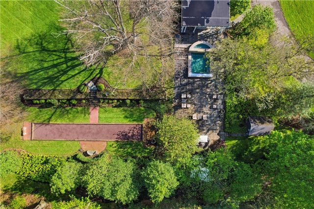 600 Backbone Road, Sewickley Heights, PA 15143