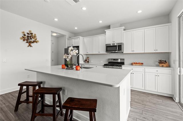 9924 CRYSTAL ISLE CIRCLE, Sarasota, FL 34241