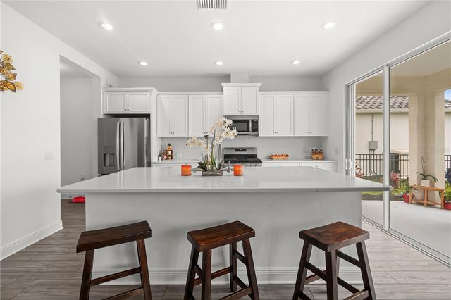 9924 CRYSTAL ISLE CIRCLE, Sarasota, FL 34241