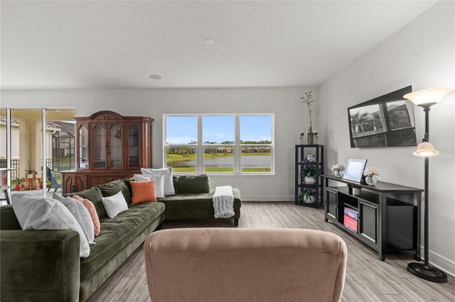 9924 CRYSTAL ISLE CIRCLE, Sarasota, FL 34241