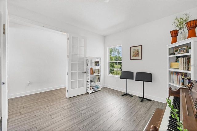 9924 CRYSTAL ISLE CIRCLE, Sarasota, FL 34241