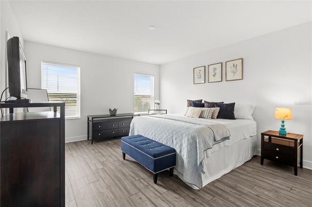 9924 CRYSTAL ISLE CIRCLE, Sarasota, FL 34241