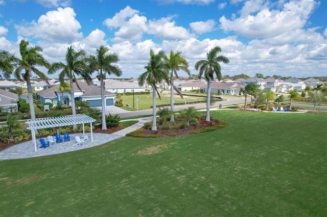 9924 CRYSTAL ISLE CIRCLE, Sarasota, FL 34241