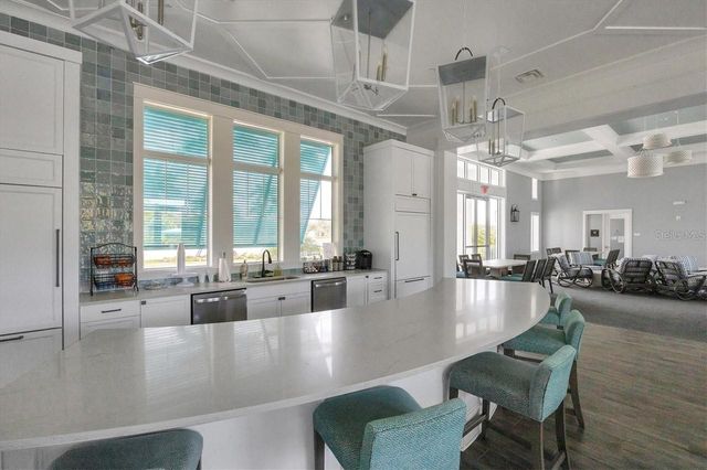 9924 CRYSTAL ISLE CIRCLE, Sarasota, FL 34241