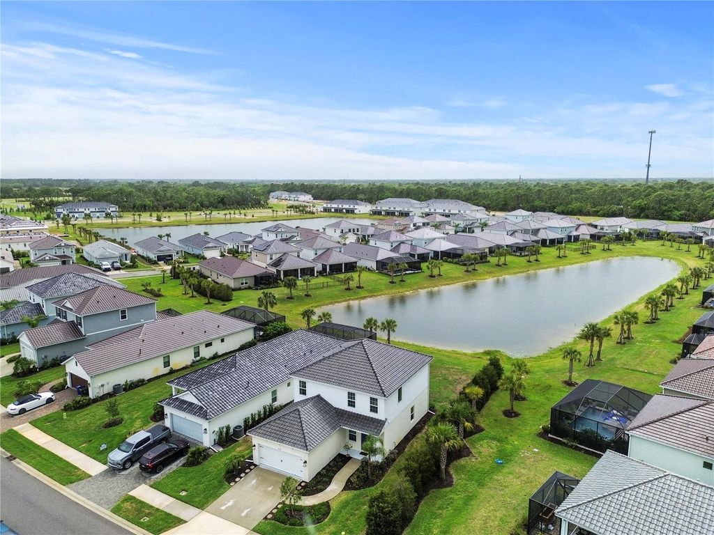 9924 CRYSTAL ISLE CIRCLE, Sarasota, FL 34241