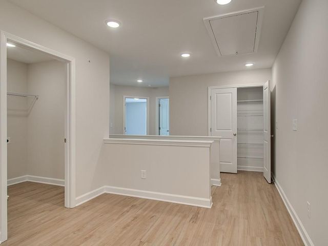 544 Feldspar Way, Lawrenceville, GA 30043