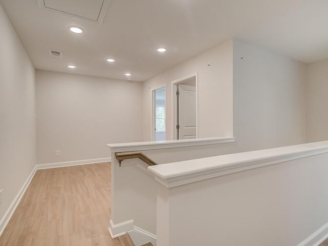 544 Feldspar Way, Lawrenceville, GA 30043