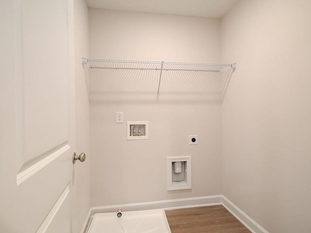 544 Feldspar Way, Lawrenceville, GA 30043