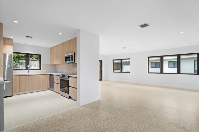 2345 SW 23rd Ter 0, Miami, FL 33145