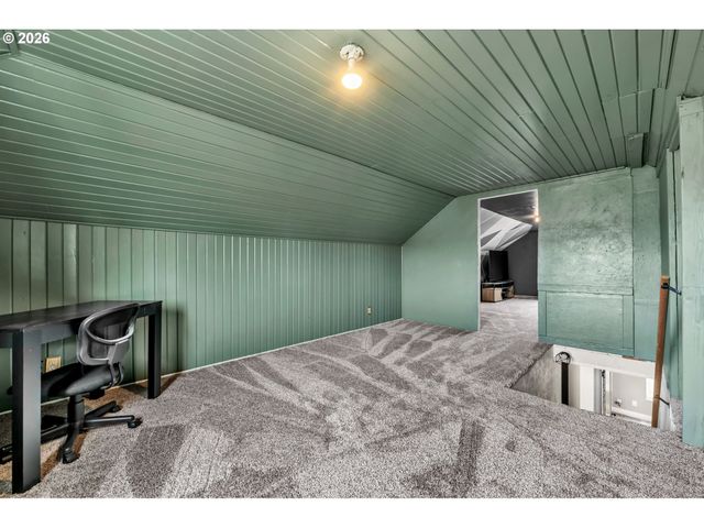 648 JUNIPER St, Junction City, OR 97448