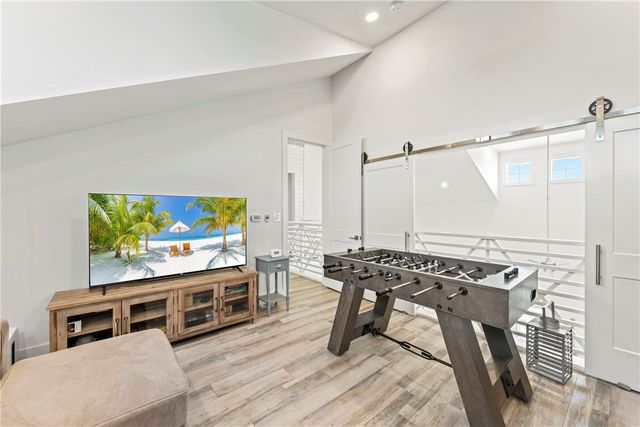 288 Hide Away Dr, Port Aransas, TX 78373
