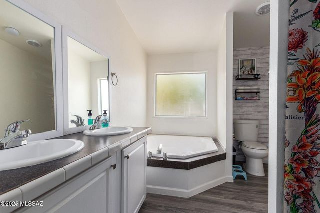 16760 S Sycamore Run Lane, Sahuarita, AZ 85629