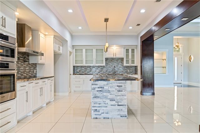 8549 King River Ct, Corpus Christi, TX 78414