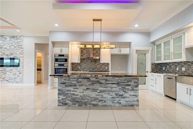 8549 King River Ct, Corpus Christi, TX 78414