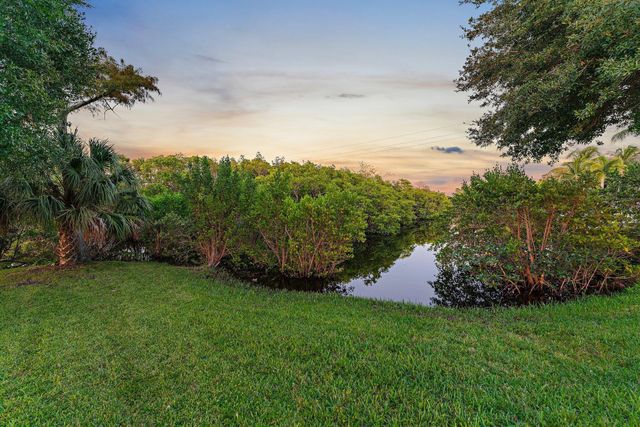 6035 N 180th St Street N, Jupiter, FL 33458