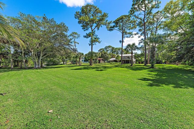 6035 N 180th St Street N, Jupiter, FL 33458