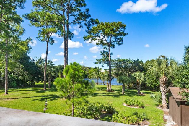6035 N 180th St Street N, Jupiter, FL 33458