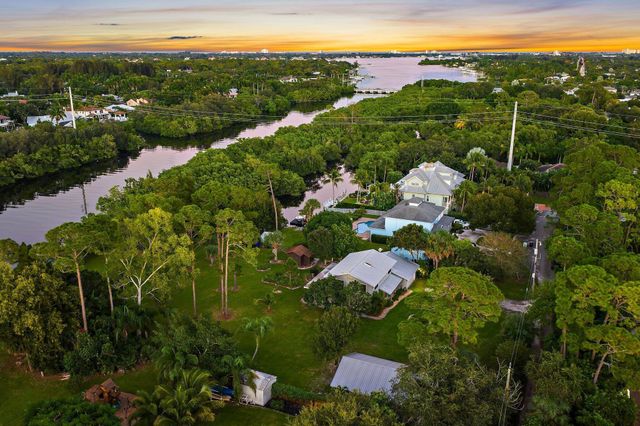 6035 N 180th St Street N, Jupiter, FL 33458