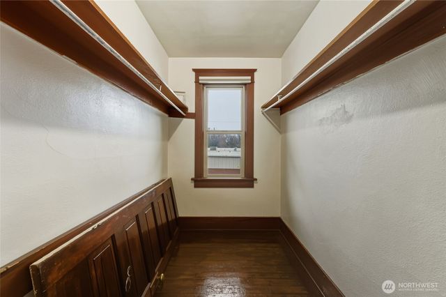 1055 E E ISAACS Avenue E, Walla Walla, WA 99362