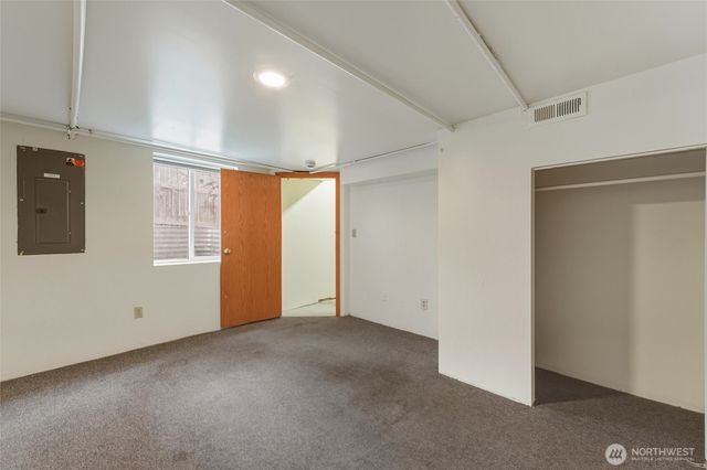 1055 E E ISAACS Avenue E, Walla Walla, WA 99362