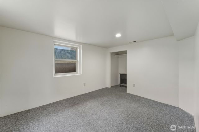 1055 E E ISAACS Avenue E, Walla Walla, WA 99362