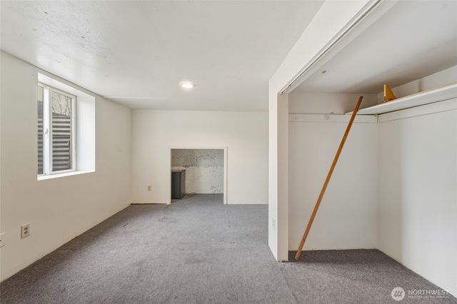 1055 E E ISAACS Avenue E, Walla Walla, WA 99362