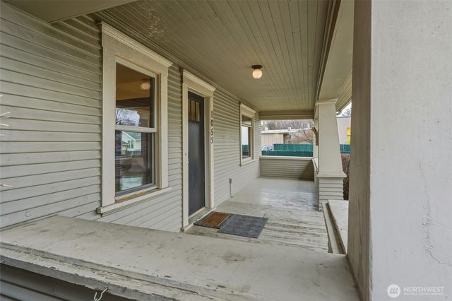 1055 E E ISAACS Avenue E, Walla Walla, WA 99362