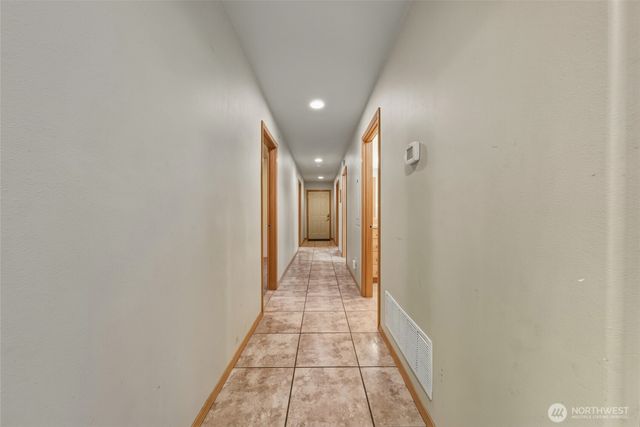 1055 E E ISAACS Avenue E, Walla Walla, WA 99362