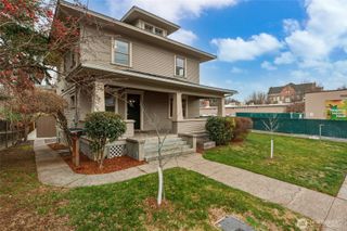 1055 E E ISAACS Avenue E, Walla Walla, WA 99362