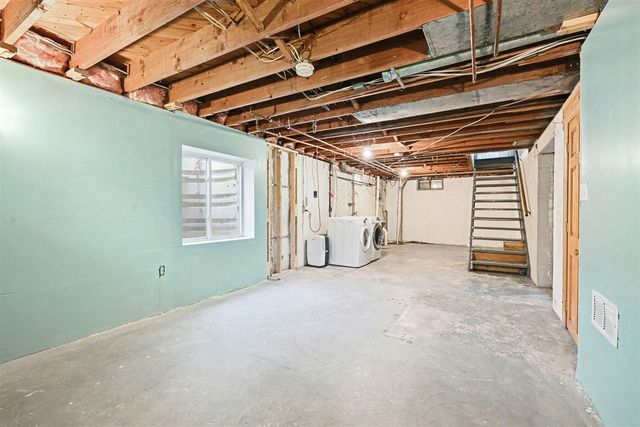 8129 S Sprinkle Road, Portage, MI 49002