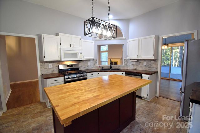 9518 Errington Lane, Mint Hill, NC 28227