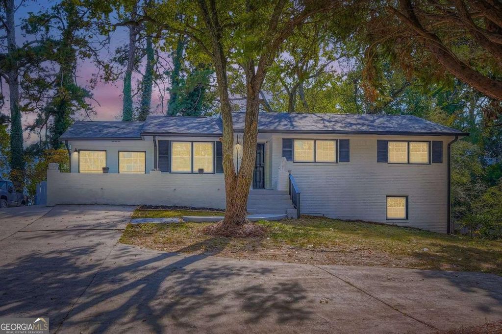 1671 Lamont Avenue, Conley, GA 30288