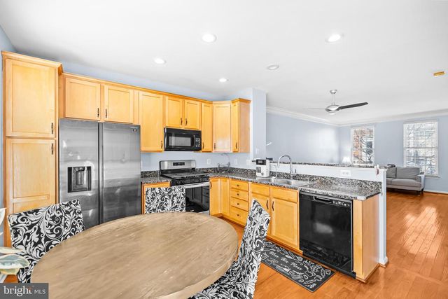 42923 PAMPLIN TER, Chantilly, VA 20152