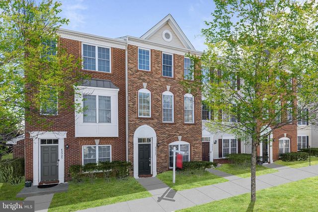42923 PAMPLIN TER, Chantilly, VA 20152